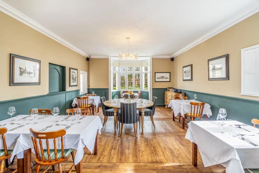 The Whichcote Arms Hotel Sleaford Exterior photo